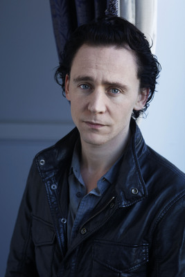 Tom Hiddleston Poster 2188517