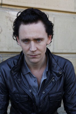 Tom Hiddleston Poster 2188537