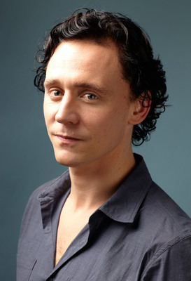 Tom Hiddleston Poster 2188539
