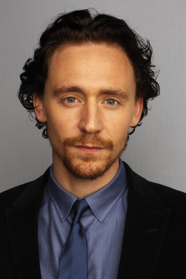 Tom Hiddleston Poster 2188547