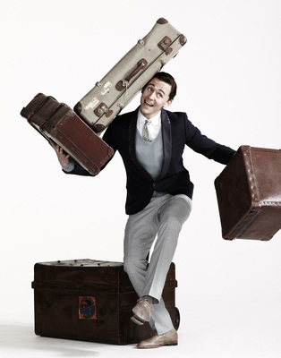 Tom Hiddleston Poster 2188551