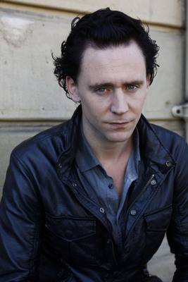 Tom Hiddleston Poster 2188563