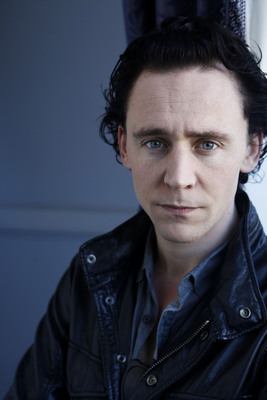Tom Hiddleston Poster 2188568