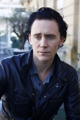 Tom Hiddleston Poster 2188579