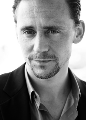 Tom Hiddleston Poster 2188582