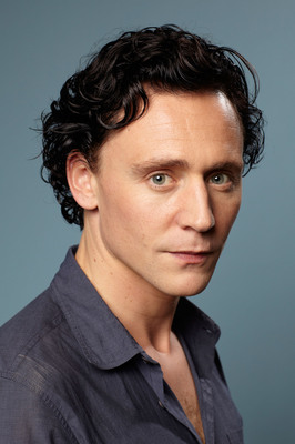Tom Hiddleston Poster 2188591