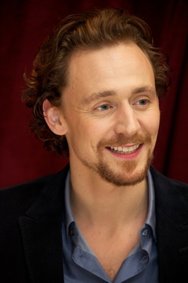Tom Hiddleston Poster 2222797