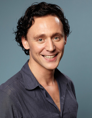 Tom Hiddleston Poster 2297108