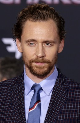 Tom Hiddleston Poster 2770915