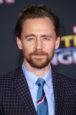 Tom Hiddleston Poster 2770917