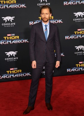 Tom Hiddleston Poster 2770924