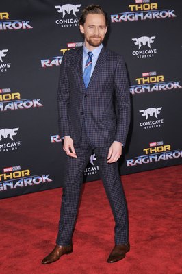 Tom Hiddleston Poster 2770925