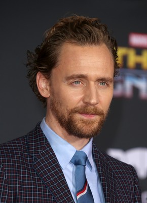 Tom Hiddleston Poster 2770928