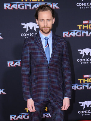Tom Hiddleston Poster 2770932