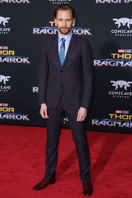 Tom Hiddleston Poster 2770941