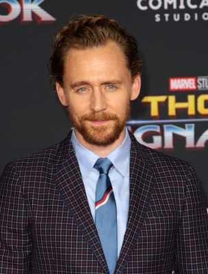 Tom Hiddleston Poster 2770955