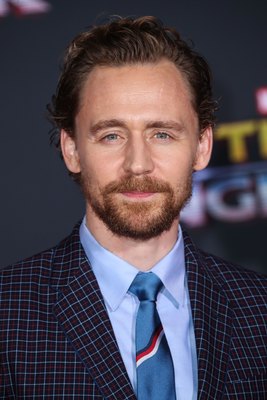 Tom Hiddleston Poster 2770959