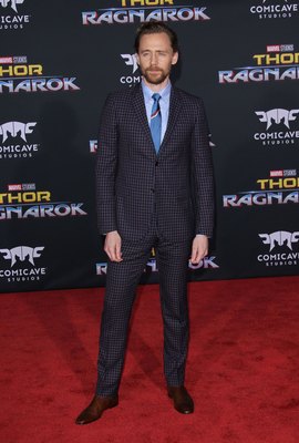Tom Hiddleston Poster 2770966