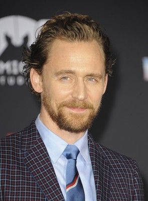 Tom Hiddleston Poster 2770970