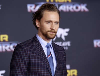 Tom Hiddleston Poster 2770981