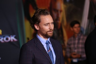 Tom Hiddleston Poster 2770984