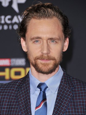 Tom Hiddleston Poster 2771018