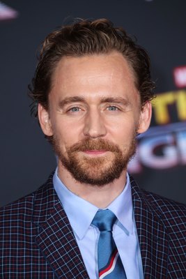 Tom Hiddleston Poster 2771024