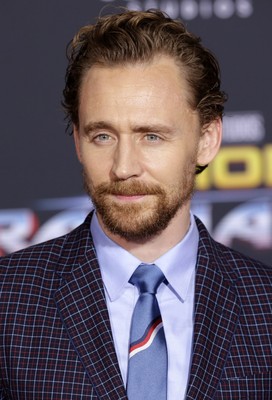 Tom Hiddleston Poster 2771050