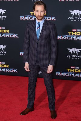 Tom Hiddleston Poster 2771061