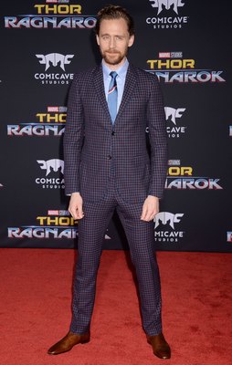 Tom Hiddleston Poster 2771064