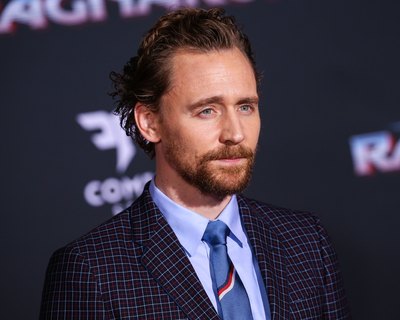 Tom Hiddleston Poster 2771066