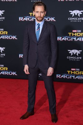 Tom Hiddleston Poster 2771068