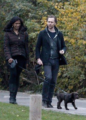Tom Hiddleston Poster 2888585