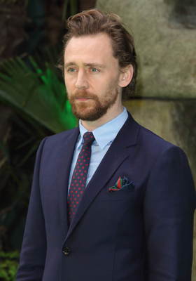 Tom Hiddleston Poster 2959272