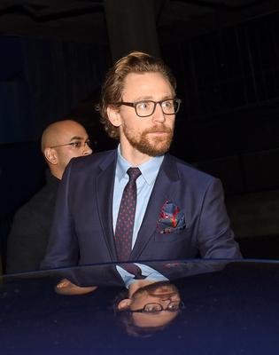 Tom Hiddleston Poster 2959370