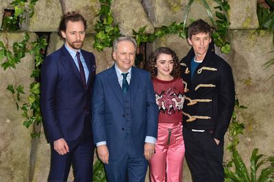 Tom Hiddleston Poster 2959416