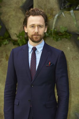 Tom Hiddleston Poster 2959422