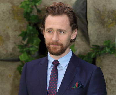 Tom Hiddleston Poster 2959444