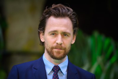 Tom Hiddleston Poster 2959546