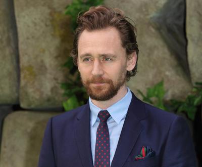 Tom Hiddleston Poster 2959573