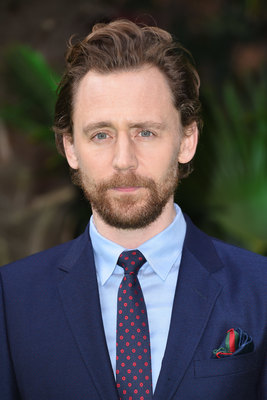 Tom Hiddleston Poster 2959639