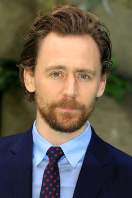Tom Hiddleston Poster 2959654