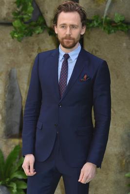 Tom Hiddleston Poster 2959661
