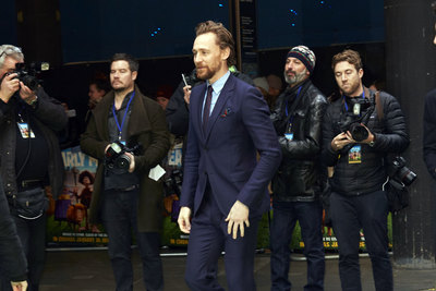 Tom Hiddleston Poster 2959676