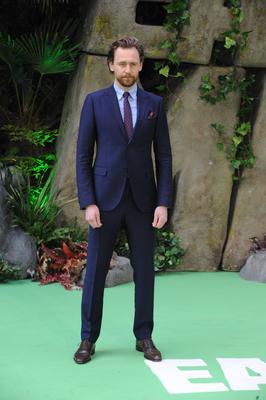 Tom Hiddleston Poster 2959696