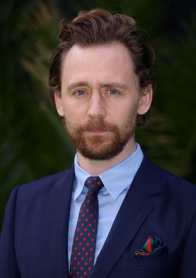 Tom Hiddleston Poster 2959709
