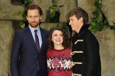 Tom Hiddleston Poster 2959742