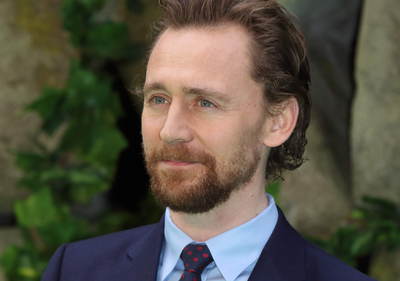 Tom Hiddleston Poster 2959751