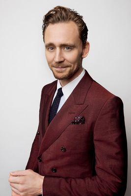 Tom Hiddleston Poster 3673320
