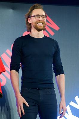 Tom Hiddleston Poster 3751734